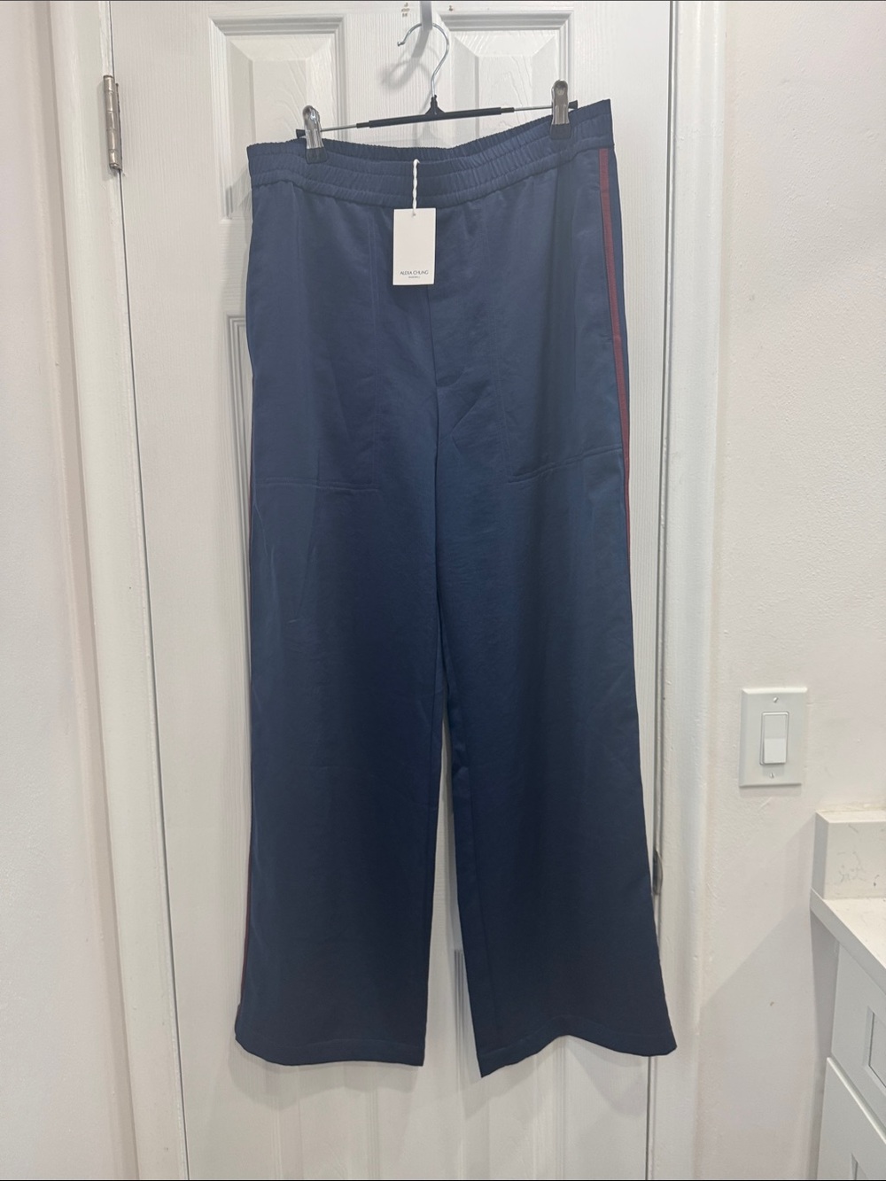 Navy Wide-Leg Pants with Red Side Stripes with pockets